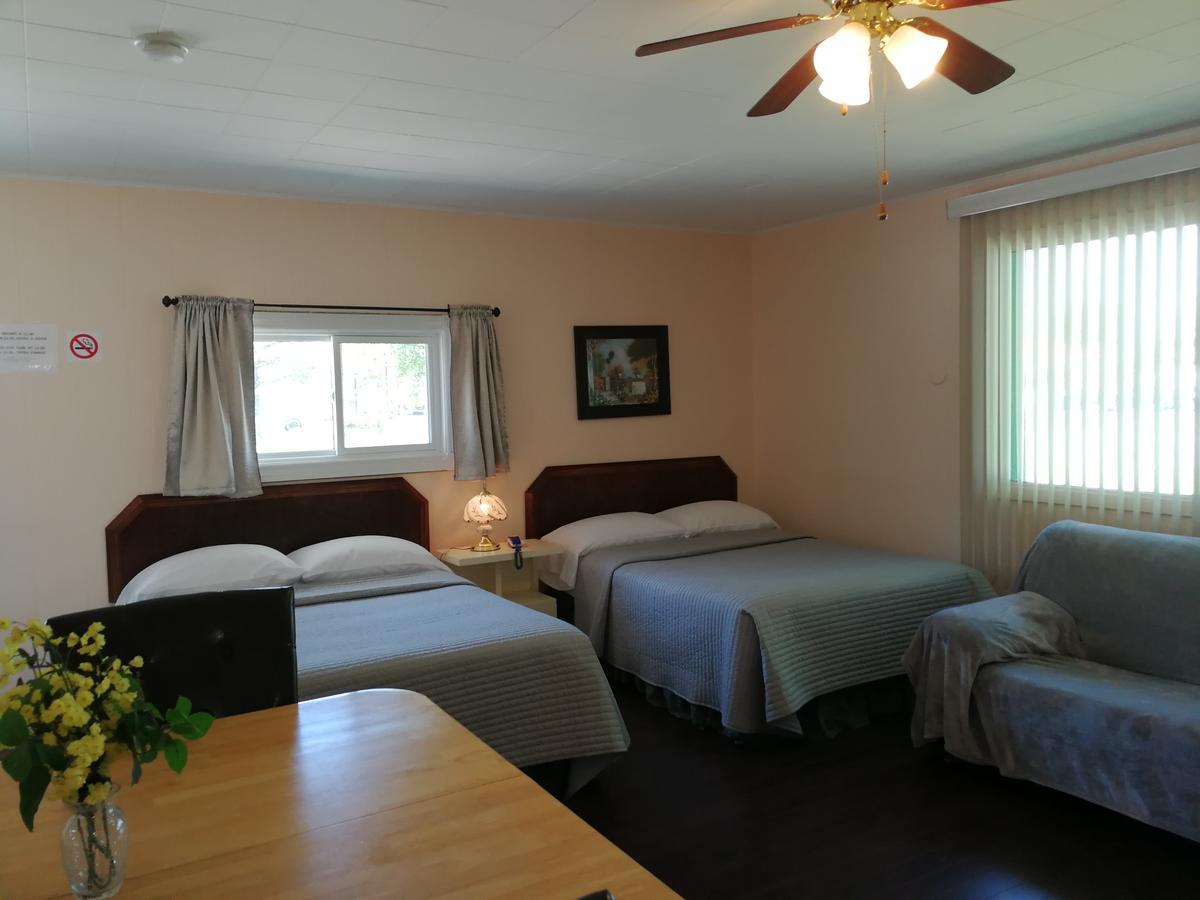 Motel Belair Rigaud Экстерьер фото